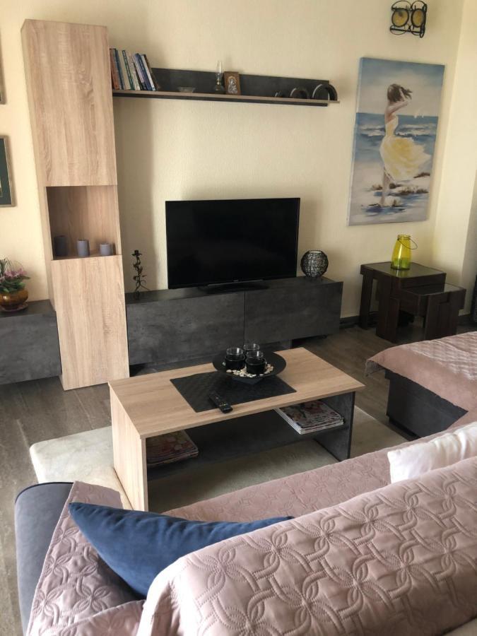 Joannas 2Brooms Sea Apartment Peraía Eksteriør bilde